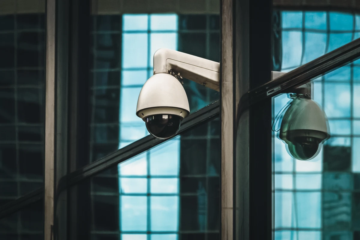 La surveillance en entreprise : entre nécessité et respect des libertés